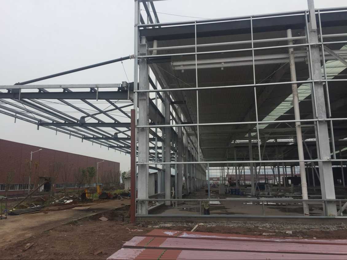 重庆两江新区龙兴工业园五凌红光汽车厂